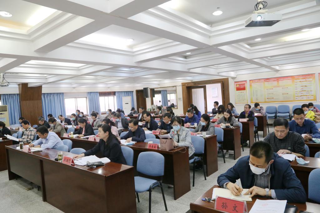 ACFA2DCE70E947946B5CEB004E1_9668C38D_19396.jpg?e= ACFA2DCE70E947946B5CEB004E1_9668C38D_19396.jpg?e=